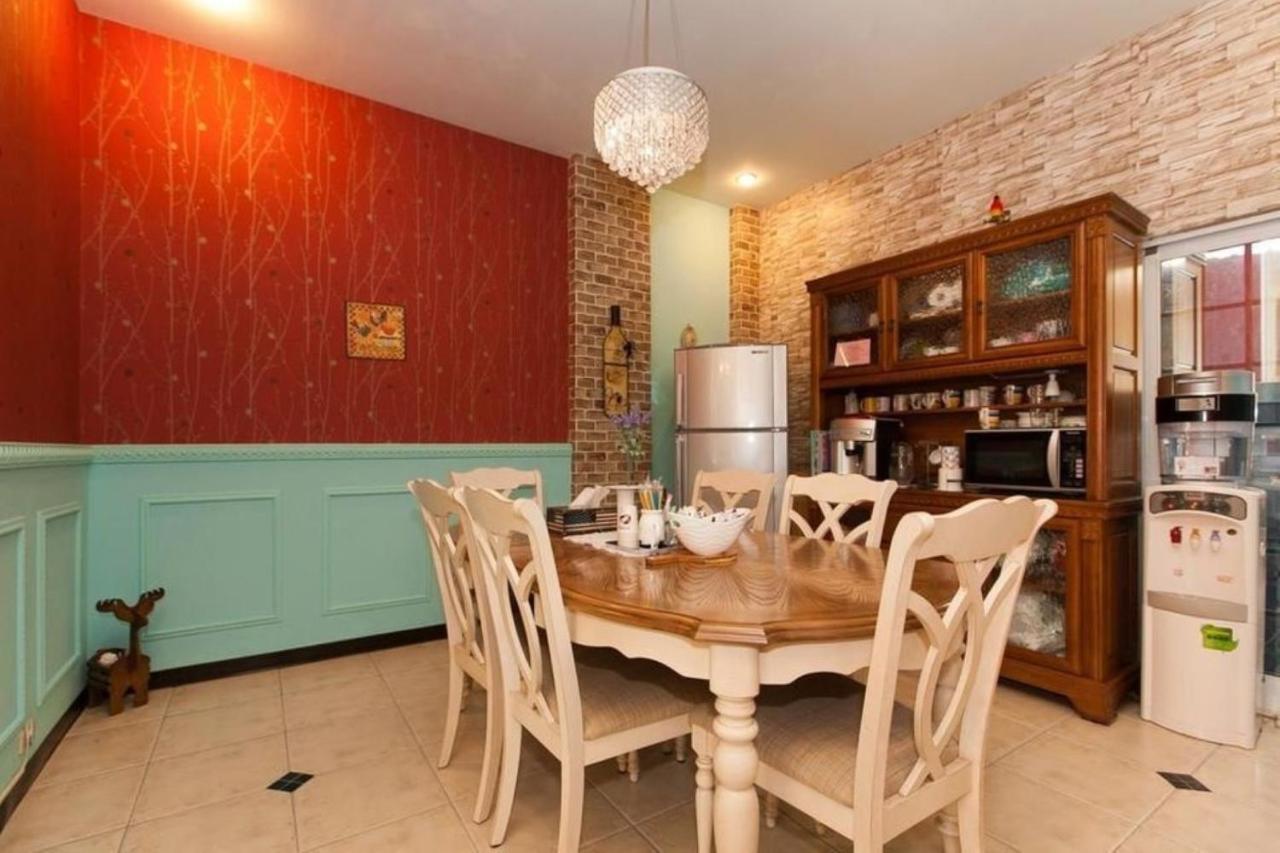 White Cotton Candy Homestay Hualien Exterior foto