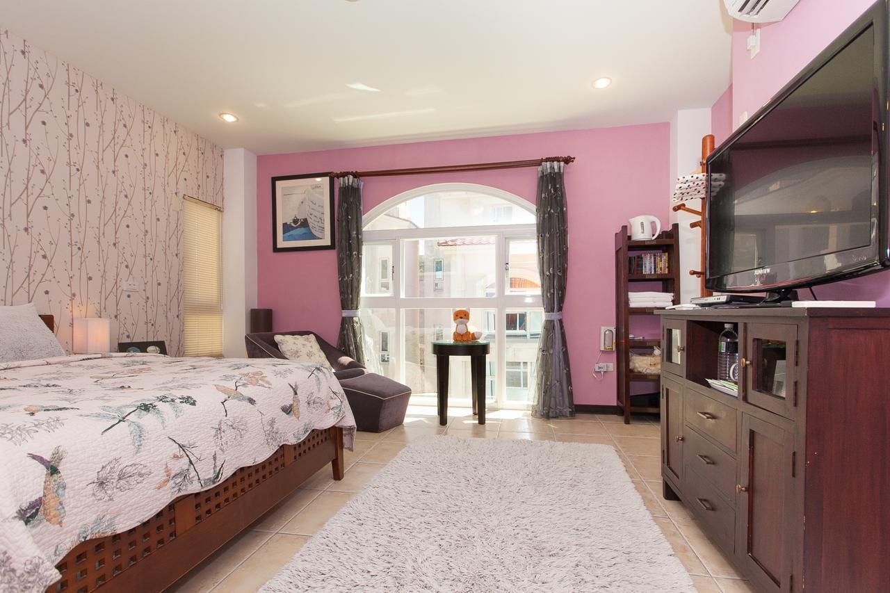 White Cotton Candy Homestay Hualien Exterior foto