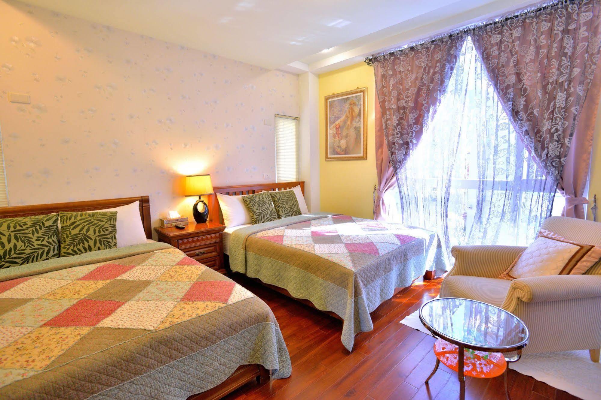 White Cotton Candy Homestay Hualien Exterior foto